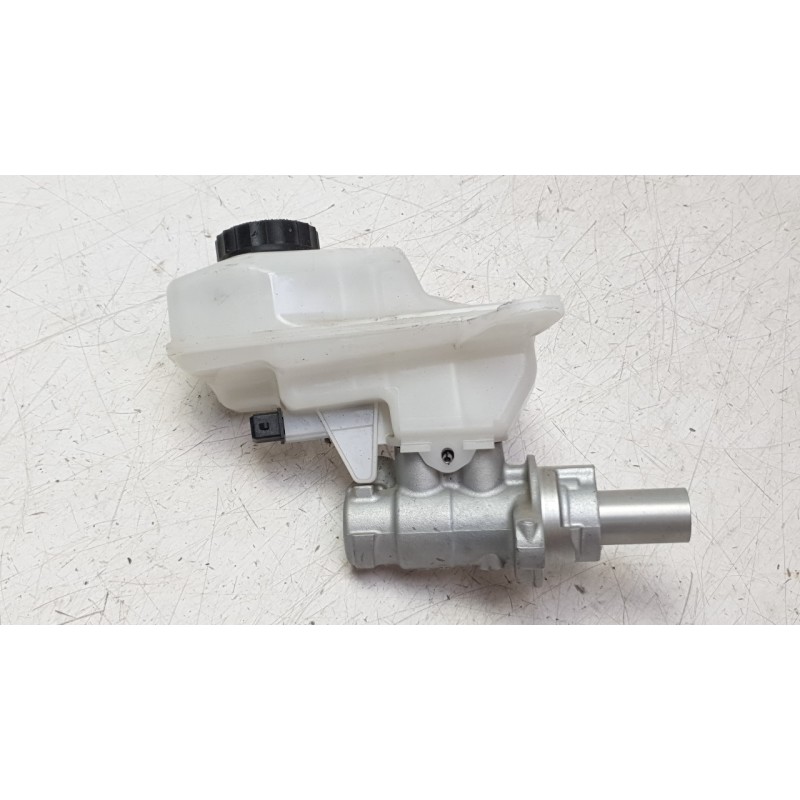 Recambio de bomba freno para toyota corolla fastback (_e21_) 1.8 hybrid (zwe211) referencia OEM IAM 4720109B20  