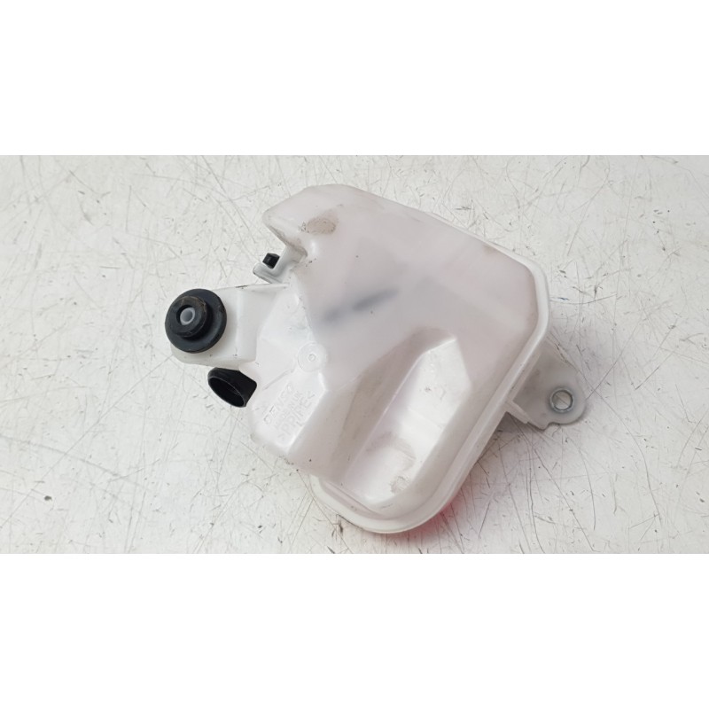 Recambio de deposito expansion para toyota corolla fastback (_e21_) 1.8 hybrid (zwe211) referencia OEM IAM 164700T100  