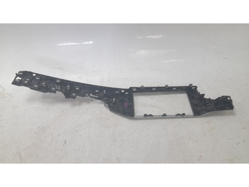 Recambio de moldura para audi q3 sportback (f3n) 35 tdi referencia OEM IAM 83B853190  