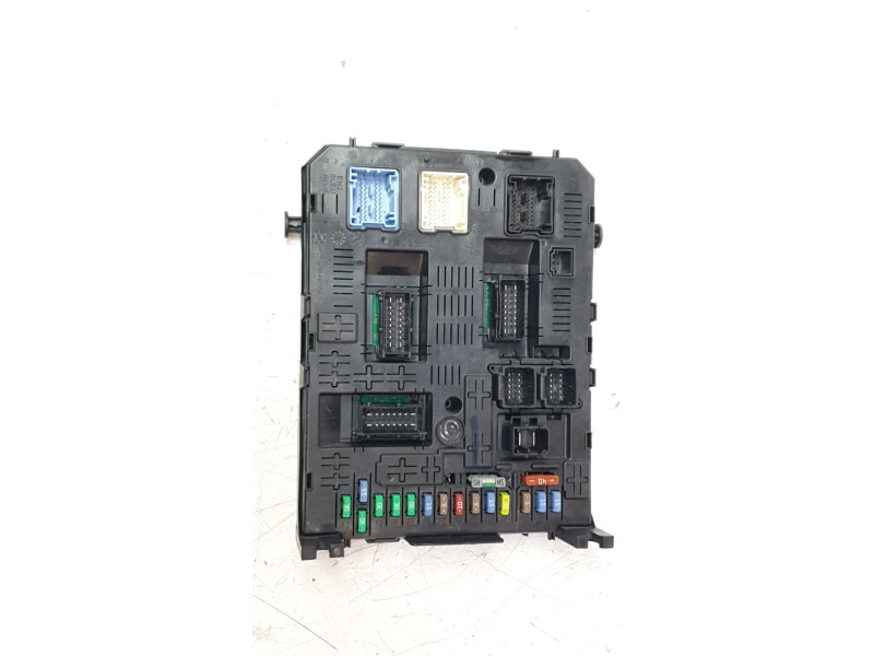 Recambio de caja reles / fusibles para citroën c5 iii (rd_) 2.0 hdi 140 referencia OEM IAM 9664058880  