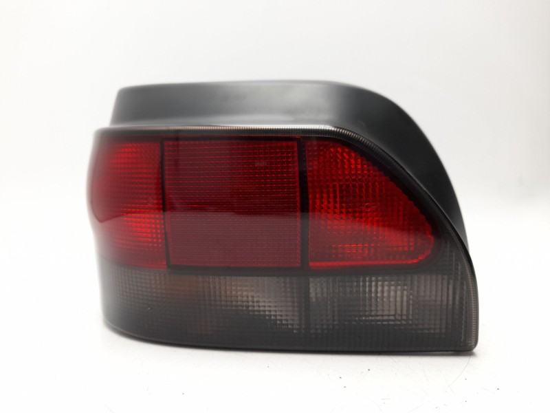 Recambio de piloto trasero izquierdo para renault clio i (b/c57_, 5/357_) 1.2 (5/357y, 5/357k) referencia OEM IAM 7700827551  10