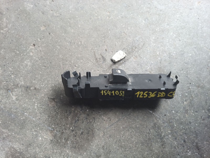 Recambio de mando elevalunas delantero derecho para citroën c5 iii (rd_) 2.0 hdi 140 referencia OEM IAM 96661102ZW  