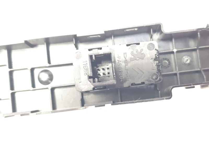 Recambio de mando elevalunas delantero derecho para citroën c5 iii (rd_) 2.0 hdi 140 referencia OEM IAM 96661102ZW  