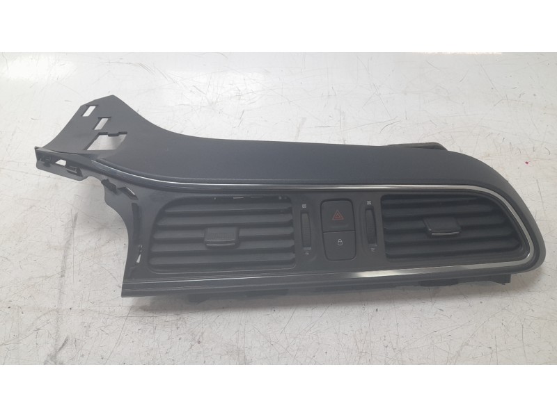 Recambio de aireador central para renault kadjar (ha_, hl_) 1.5 blue dci 115 referencia OEM IAM 687502092R  