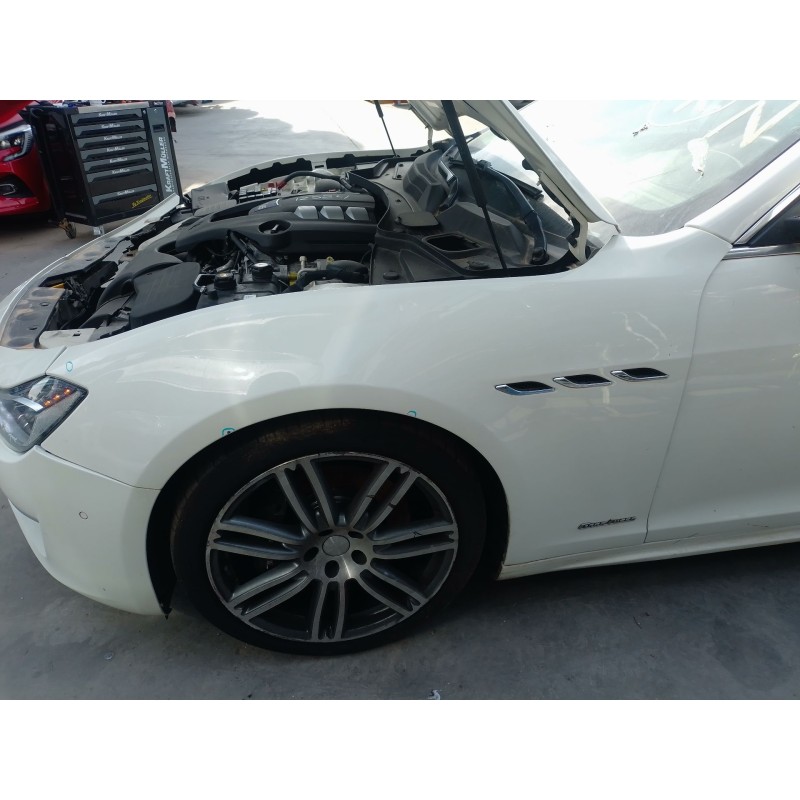 Recambio de aleta delantera izquierda para maserati ghibli iii (m157) 3.0 s q4 referencia OEM IAM   
