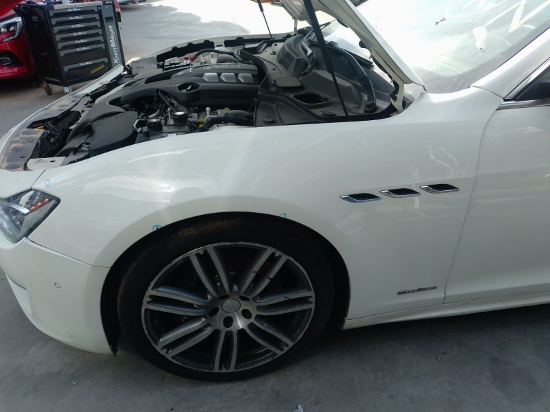 Recambio de aleta delantera izquierda para maserati ghibli iii (m157) 3.0 s q4 referencia OEM IAM   
