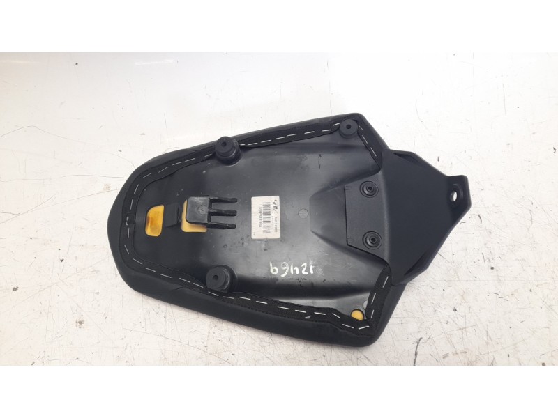 Recambio de asiento trasero para ducati monster (900cc - ) monster referencia OEM IAM 595P6811BA  