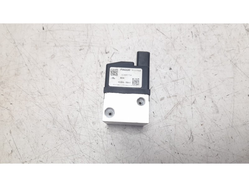 Recambio de abs para piaggio (vespa) vespa primavera 125 i-get referencia OEM IAM 1C005734  