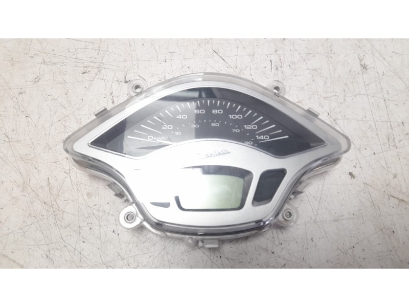 Recambio de cuadro instrumentos para piaggio (vespa) vespa primavera 125 i-get referencia OEM IAM 1C003149  
