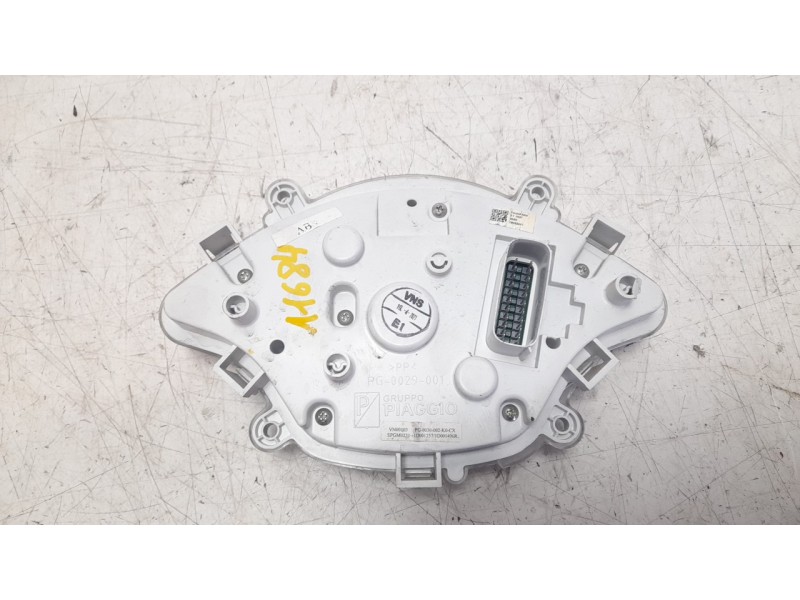 Recambio de cuadro instrumentos para piaggio (vespa) vespa primavera 125 i-get referencia OEM IAM 1C003149  