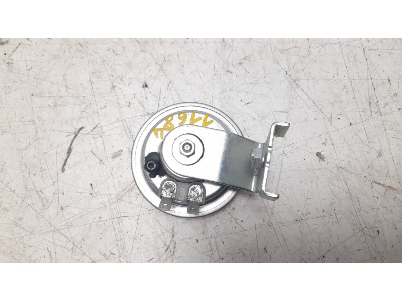 Recambio de claxon para piaggio (vespa) vespa primavera 125 i-get referencia OEM IAM 1C000570  