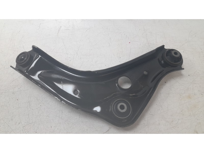 Recambio de brazo suspension inferior delantero izquierdo para renault kadjar (ha_, hl_) 1.5 blue dci 115 referencia OEM IAM 545