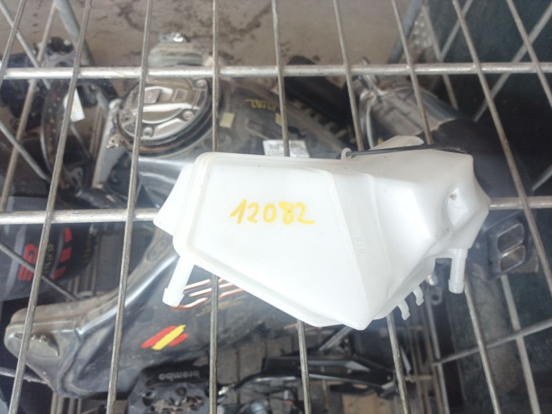 Recambio de moldura para bmw r 1250 r 1250 gs adventure referencia OEM IAM 46638560315  
