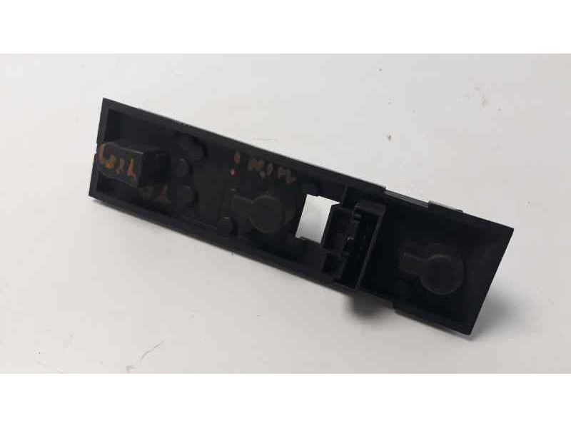 Recambio de portalamparas para mini mini (r50,r53) one referencia OEM IAM 632169163959  