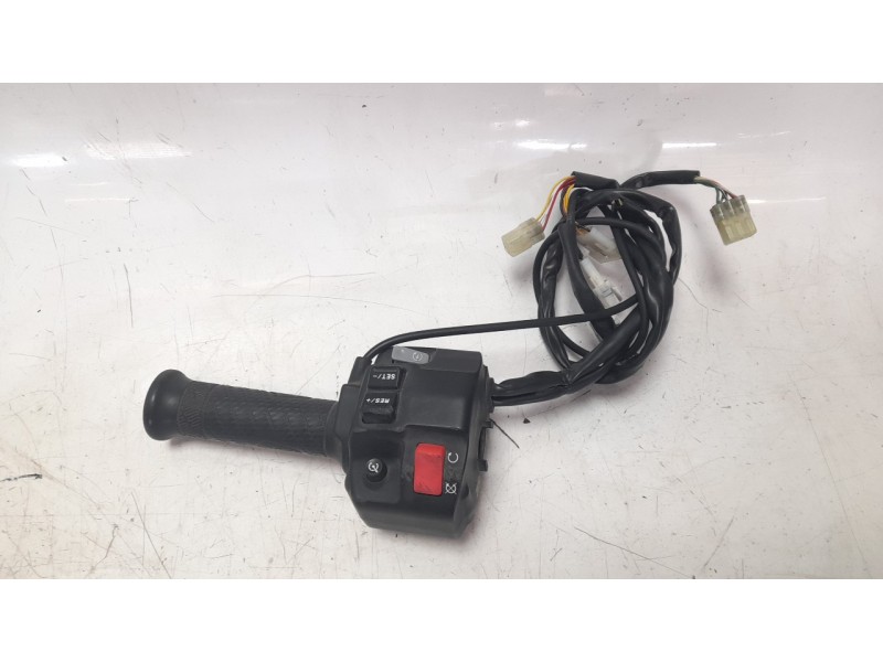 Recambio de piña luces derecha para ktm super duke 1290 super duke r referencia OEM IAM 60411074000  