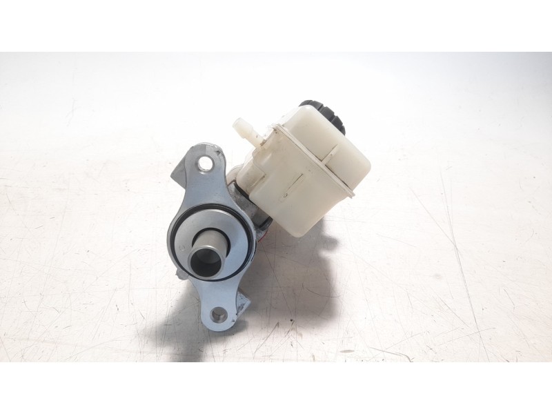 Recambio de bomba freno para renault clio iv 1.5 dci diesel fap referencia OEM IAM 460119686R  