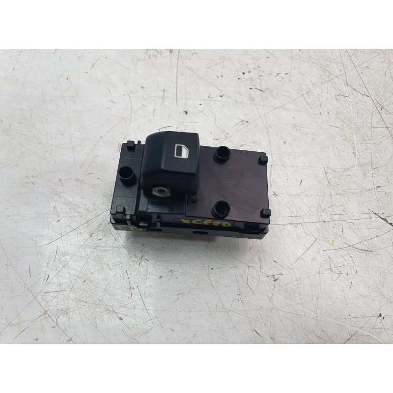 Recambio de mando elevalunas trasero derecho para kia xceed 1.0 t-gdi 74 kw (100 cv) referencia OEM IAM 93581J7050  