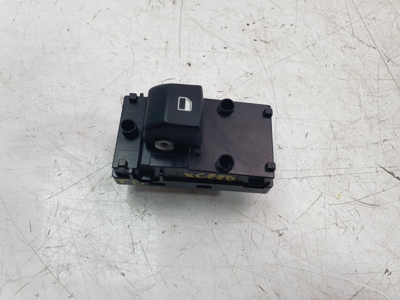 Recambio de mando elevalunas trasero derecho para kia xceed 1.0 t-gdi 74 kw (100 cv) referencia OEM IAM 93581J7050  