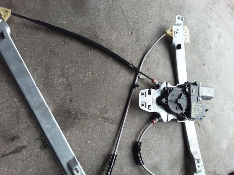Recambio de elevalunas delantero izquierdo para citroën c5 iii (rd_) 2.0 hdi 140 referencia OEM IAM 9675899080  106073902/106073