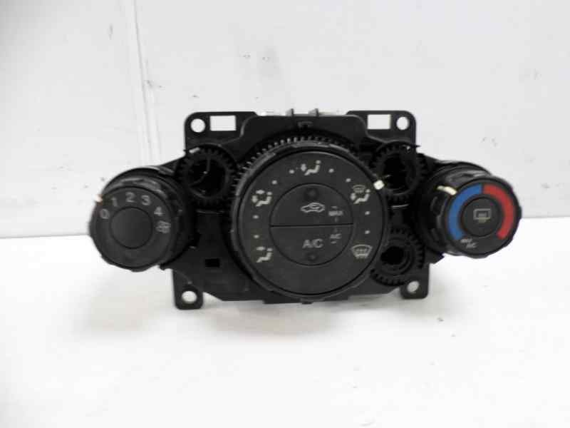 Recambio de mando calefaccion / aire acondicionado para ford fiesta (ccn) ambiente referencia OEM IAM 8A6118549  