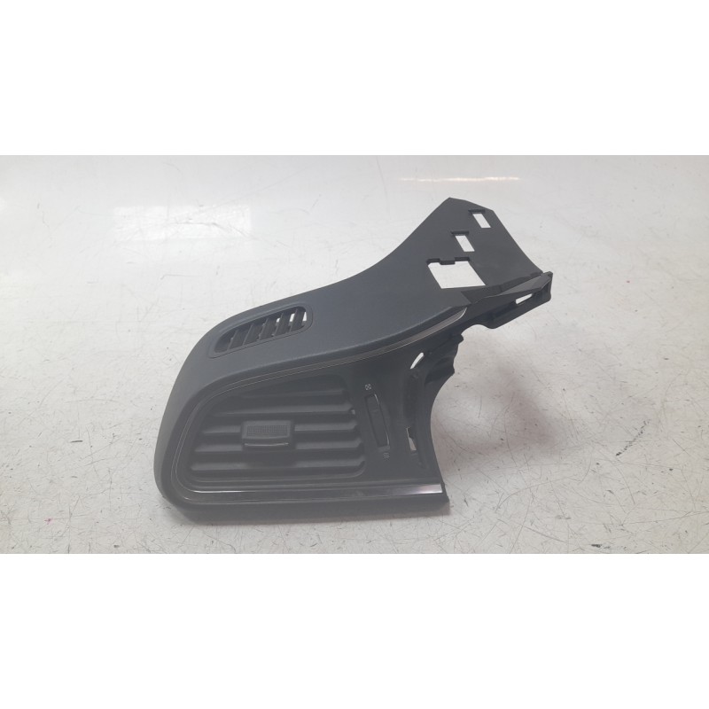 Recambio de rejilla aireadora para renault kadjar (ha_, hl_) 1.5 blue dci 115 referencia OEM IAM 687617883R  