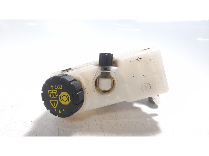 Recambio de bomba freno para renault clio iv 1.5 dci diesel fap referencia OEM IAM 460119686R  