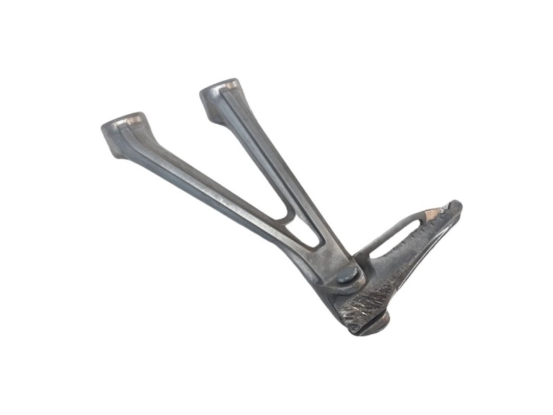 Recambio de estribo para honda cb 650r cb 650r referencia OEM IAM 50750MKND50  