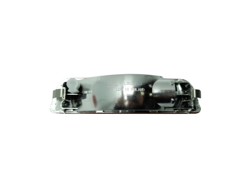 Recambio de piloto trasero central para nissan qashqai (j10) referencia OEM IAM 26580JD00B  108804725/16529209/3010640/DS7104453