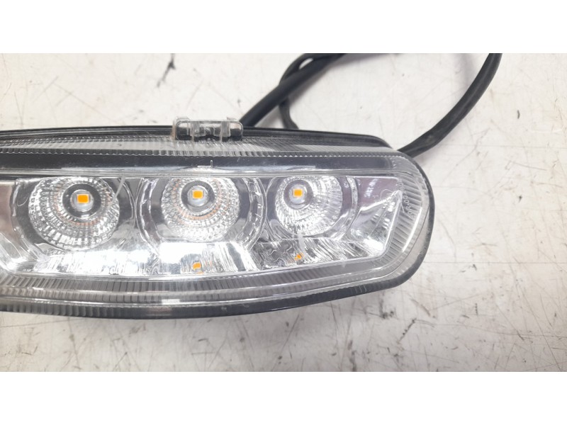 Recambio de piloto delantero izquierdo para lambretta v200 special flex special flex referencia OEM IAM L81100LMB0000  