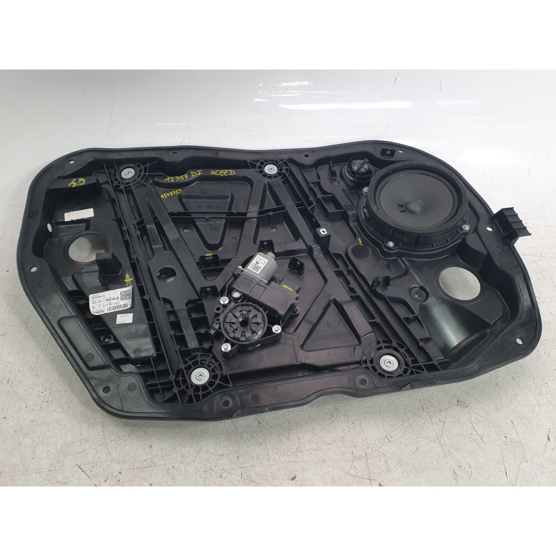 Recambio de elevalunas delantero izquierdo para kia xceed 1.0 t-gdi 74 kw (100 cv) referencia OEM IAM 82470J7015  