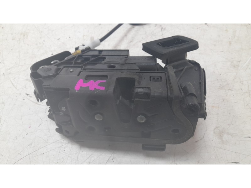 Recambio de cerradura puerta delantera derecha para volkswagen polo vi (aw1, bz1, ae1) 1.0 tsi referencia OEM IAM 5TB837016E  