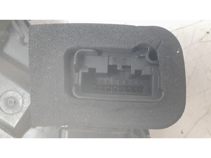 Recambio de cerradura puerta delantera derecha para volkswagen polo vi (aw1, bz1, ae1) 1.0 tsi referencia OEM IAM 5TB837016E  