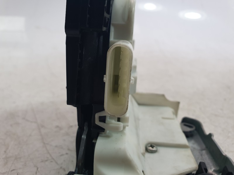 Recambio de cerradura puerta trasera izquierda para audi q5 sportback (fyt) 35 tdi referencia OEM IAM 8X0839015G  