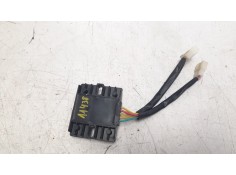 Recambio de regulador de corriente para lambretta v200 special flex special flex referencia OEM IAM 31600MA10000   2