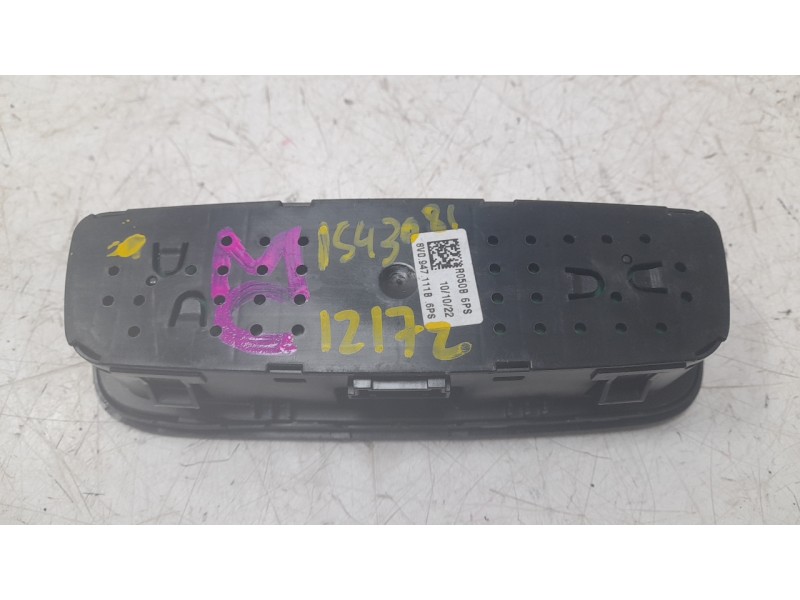 Recambio de luz interior para audi q3 sportback (f3n) 35 tdi referencia OEM IAM 8V0947111B  