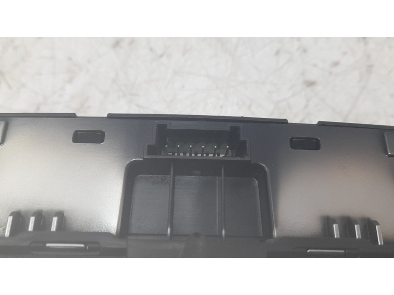 Recambio de luz interior para audi q3 sportback (f3n) 35 tdi referencia OEM IAM 8V0947111B  