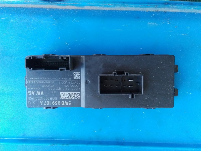 Recambio de modulo electronico para audi q3 sportback (f3n) 35 tdi referencia OEM IAM 5WB959107A A2C76712008 