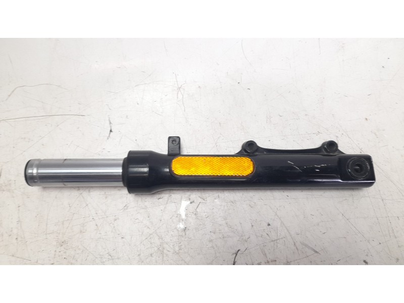 Recambio de amortiguador delantero izquierdo para lambretta v200 special flex special flex referencia OEM IAM L43200LMB0000  