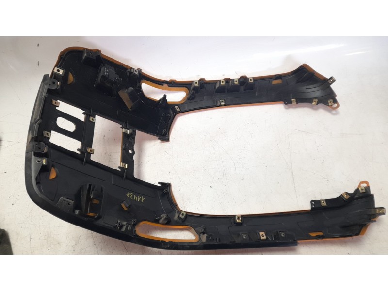 Recambio de moldura para lambretta v200 special flex special flex referencia OEM IAM L65301LMBAE00  