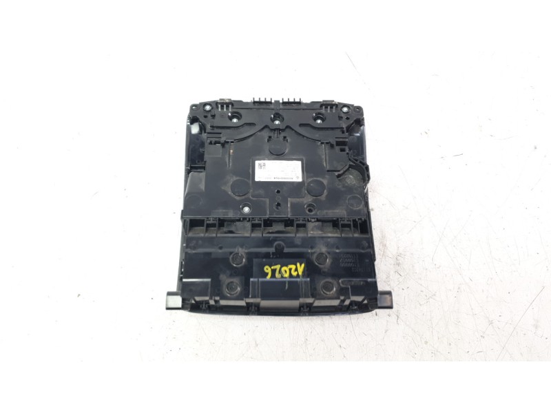 Recambio de luz interior para mercedes-benz cla-klasse (bm 118) cla 250 e (118.385) referencia OEM IAM A0009001924  
