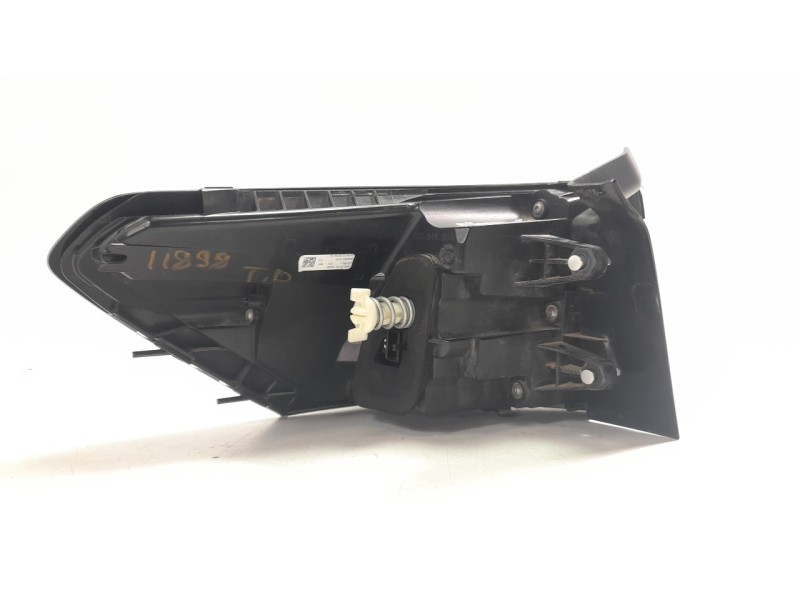 Recambio de piloto trasero derecho para volkswagen taigo (cs1) life referencia OEM IAM 2G7945096  
