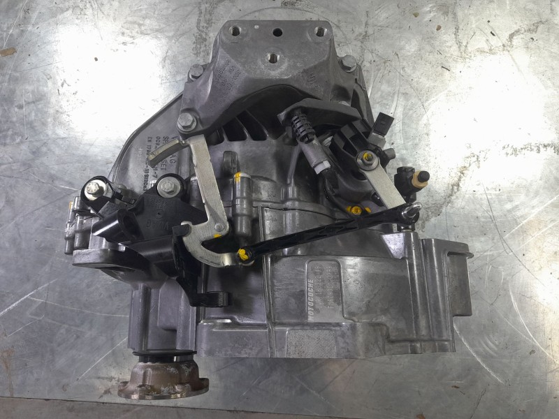 Recambio de caja cambios para cupra formentor (km7, kmp) 1.5 tsi referencia OEM IAM UWR  