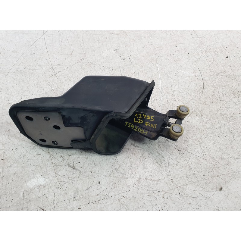 Recambio de soporte / guia puerta corredera para fiat doblo furgoneta/monovolumen (510_, 511_) bluehdi 100 referencia OEM IAM 98
