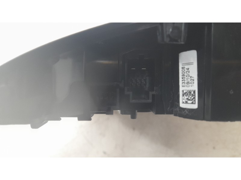 Recambio de luz interior para mercedes-benz eqb (x243) eqb 250+ (243.602) referencia OEM IAM 00090014399051  