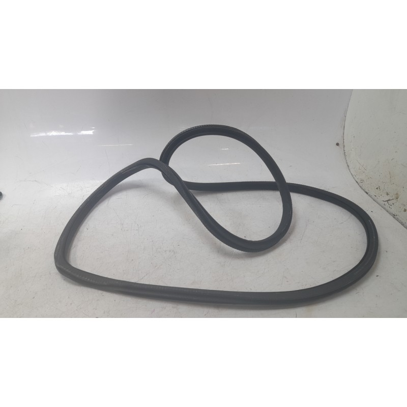 Recambio de gomas contorno puerta para mercedes-benz eqb (x243) eqb 250+ (243.602) referencia OEM IAM A2476920000  