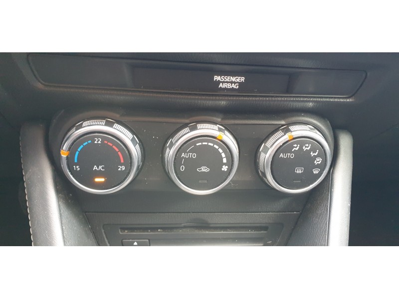 Recambio de mando climatizador para mazda cx-3 2.0 cat referencia OEM IAM DH0M61190D  