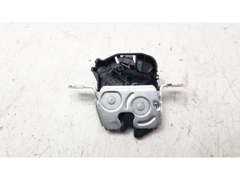 Recambio de cerradura maletero / porton para mercedes-benz cla-klasse (bm 118) cla 250 e (118.385) referencia OEM IAM 0997400600