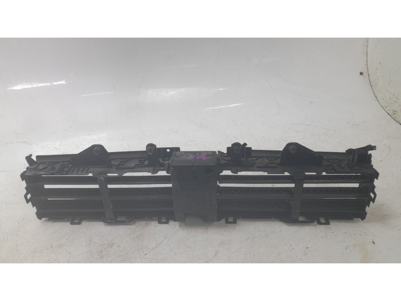 Recambio de canalizador de aire para bmw 1 (f40) 118 d referencia OEM IAM 51135A48F41  
