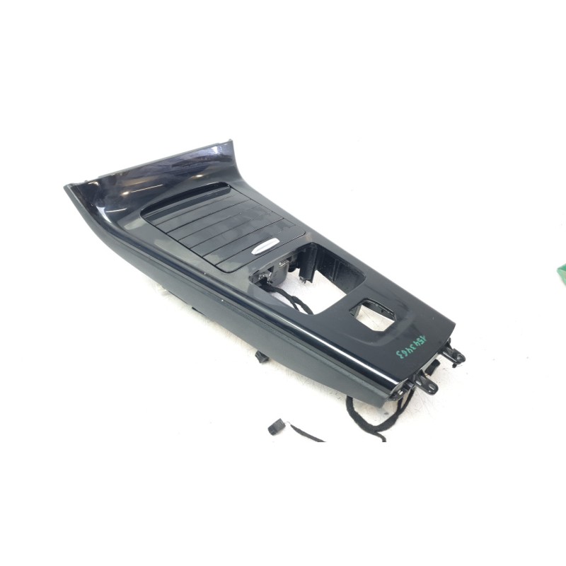Recambio de guantera para mercedes-benz cla-klasse (bm 118) cla 250 e (118.385) referencia OEM IAM A17768057019051  