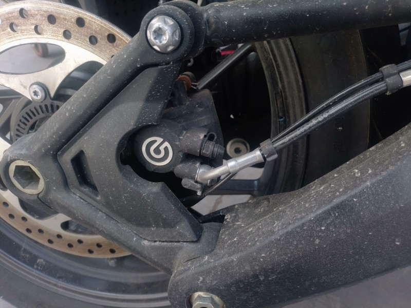 Recambio de pinza de freno trasera derecha para triumph tiger tiger 1200 gt pro (pv01) referencia OEM IAM   